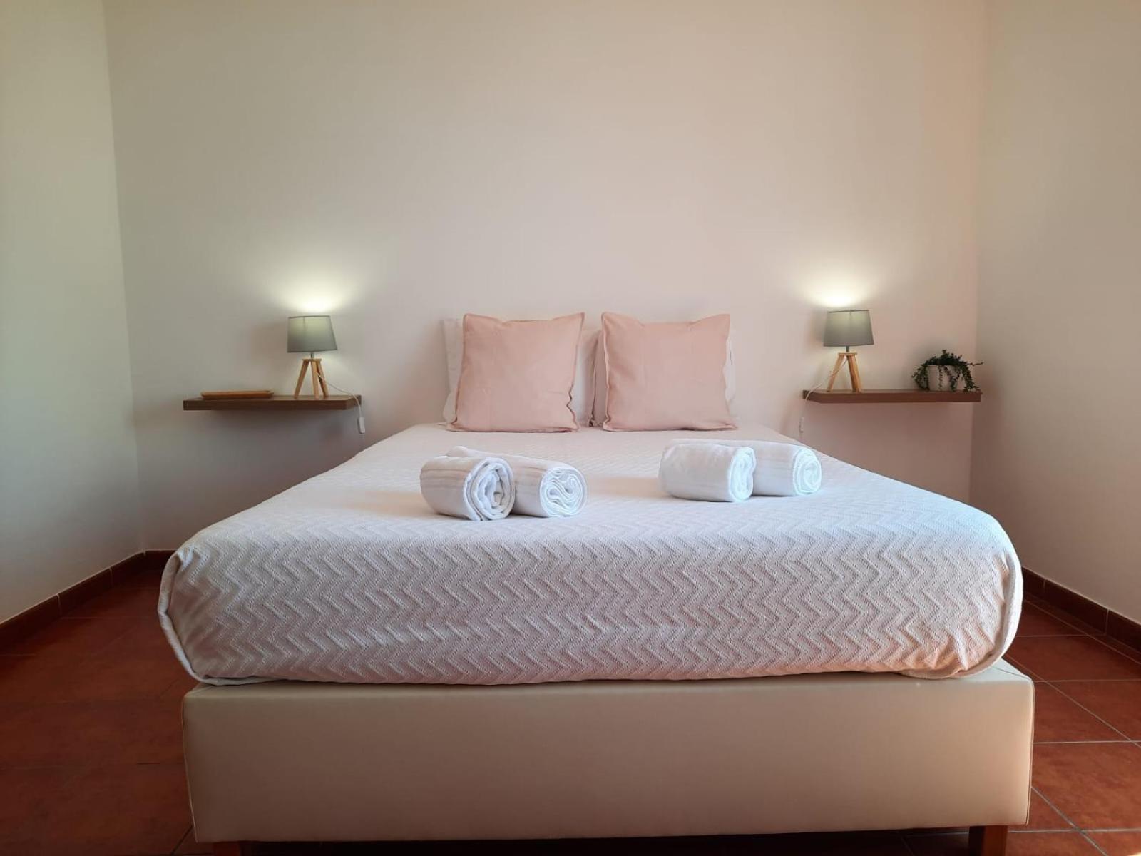 Vicentina Rooms & Apartment - Duna Parque Resorts & Hotels ヴィラ・ノヴァ・デ・ミルフォンテス エクステリア 写真